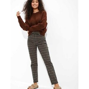 American Eagle Plaid Print High Rise Mom Jeans, Grunge Punk Navy - Size 2 X-Long